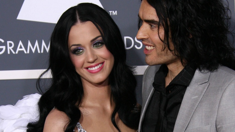 http://img2.looper.com/img/gallery/celebs-who-were-dumped-via-text/katy-perry.jpg