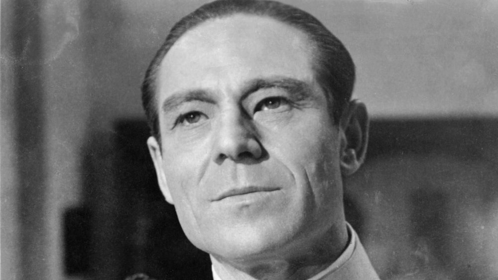 Joseph Wiseman as Julius No in Dr. No