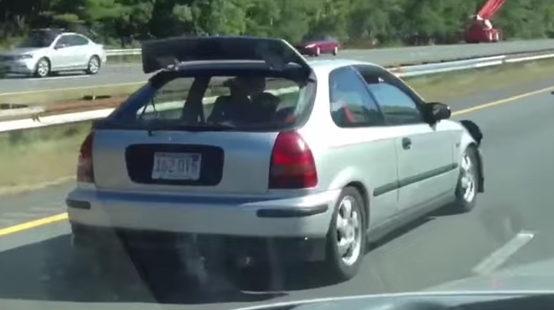 http://img2.looper.com/img/gallery/the-worst-amateur-car-customizations/spoilers.jpg