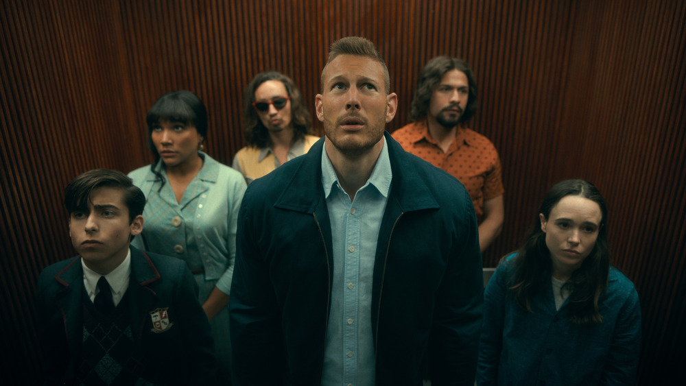 The Umbrella Academy members in an elevator