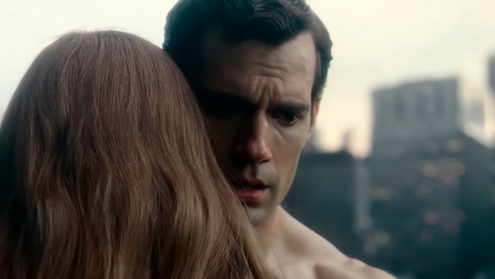 Superman embraces Lois Lane in Justice League