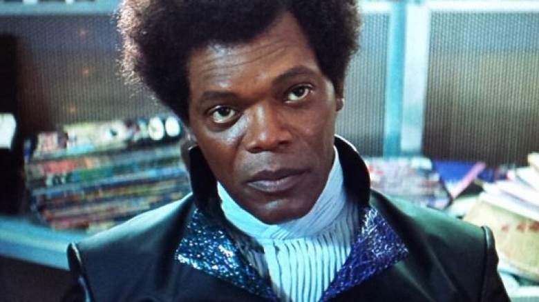 Samuel L. Jackson Films Et Programmes Tv First Glass poster teases M. Night Shyamalan's thriller