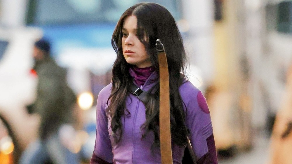 First Photos Of Hailee Steinfeld As Kate Bishop Are Seriously Awesome