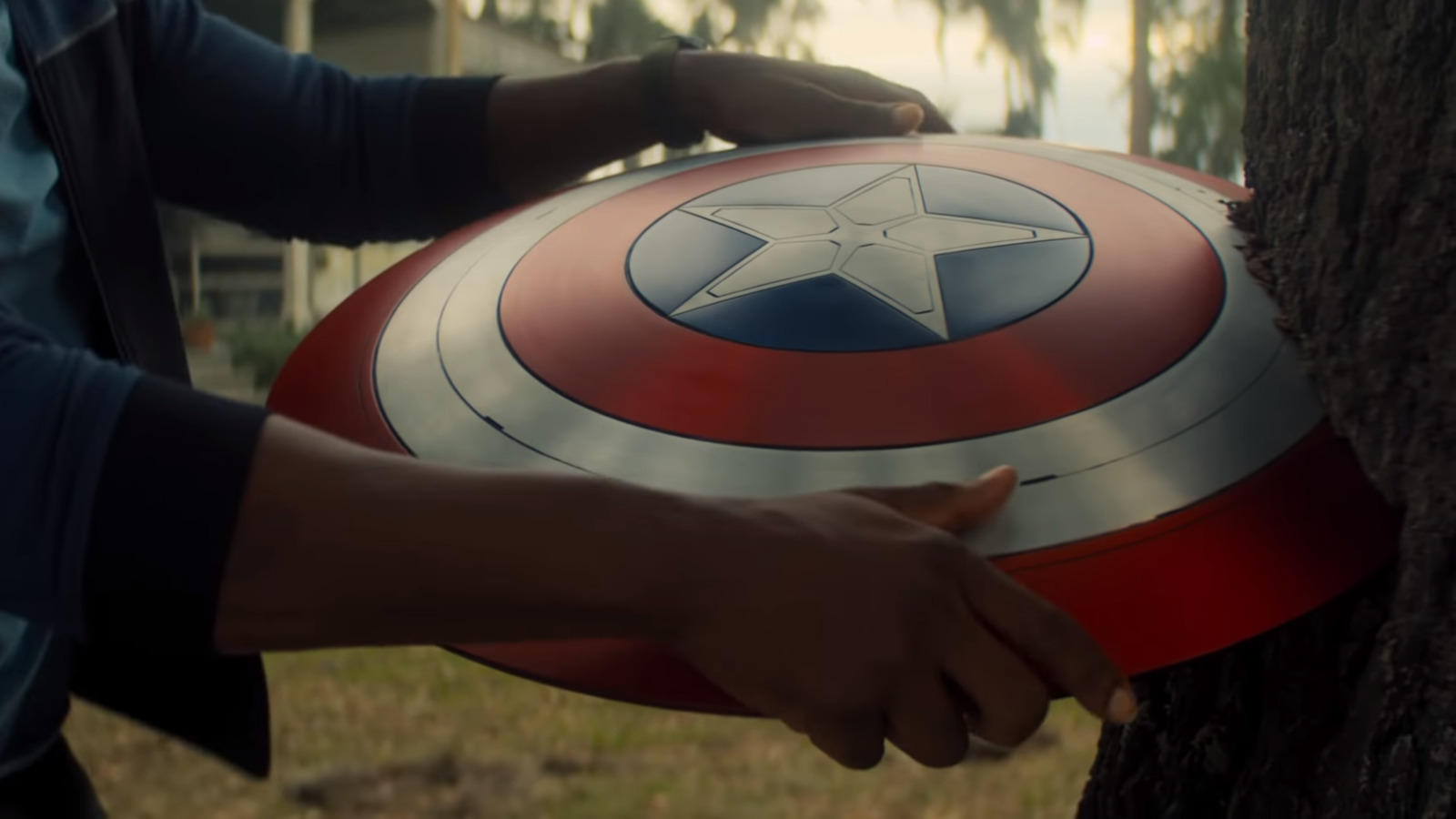 How Does Captain America S Shield Work In The Mcu