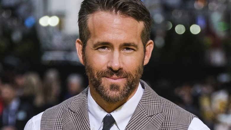 Ryan Reynolds cast in Red Notice, now at Netflix