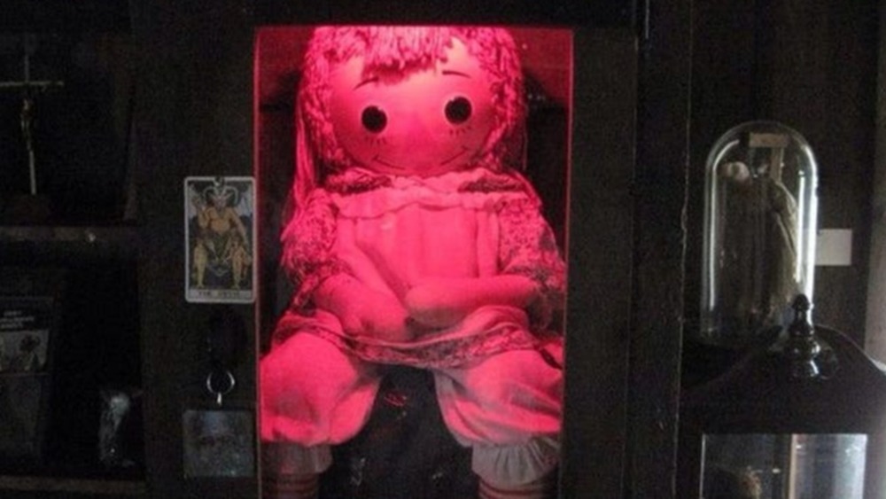 annabelle comes home bob