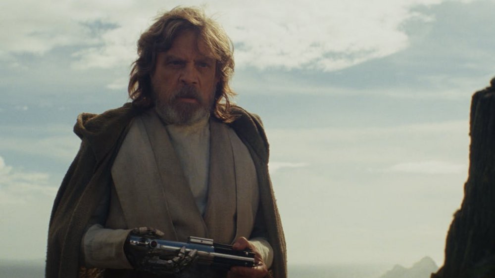 luke's green lightsaber the last jedi