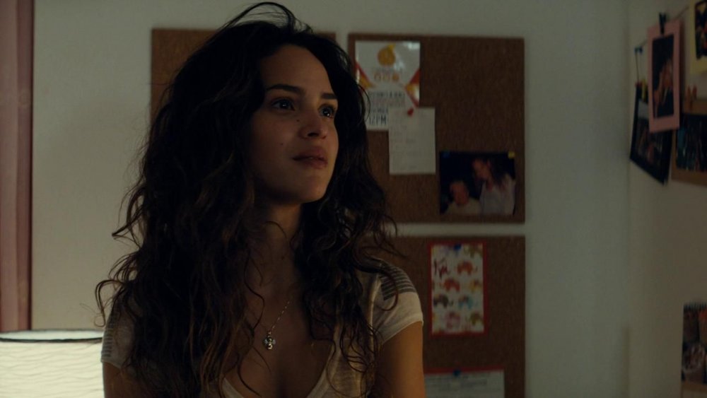 Films Et Séries Tv Avec Adria Arjona Why Five from 6 Underground looks so familiar